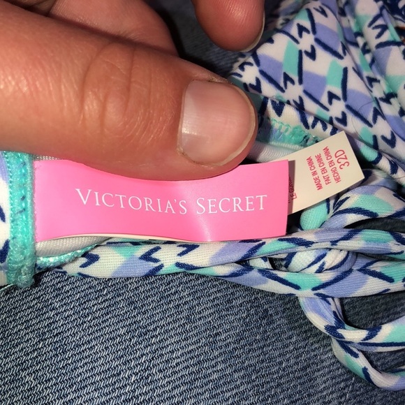 Victoria’s Secret Paisley Push Up Bikini Top size 32D Racerback colorful bikini - Picture 6 of 7